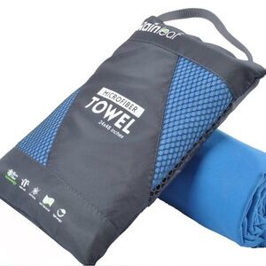 NWOT Rainleaf Microfiber Towel in Blue Quick Dry Ultra Compact Travel Gym Pool